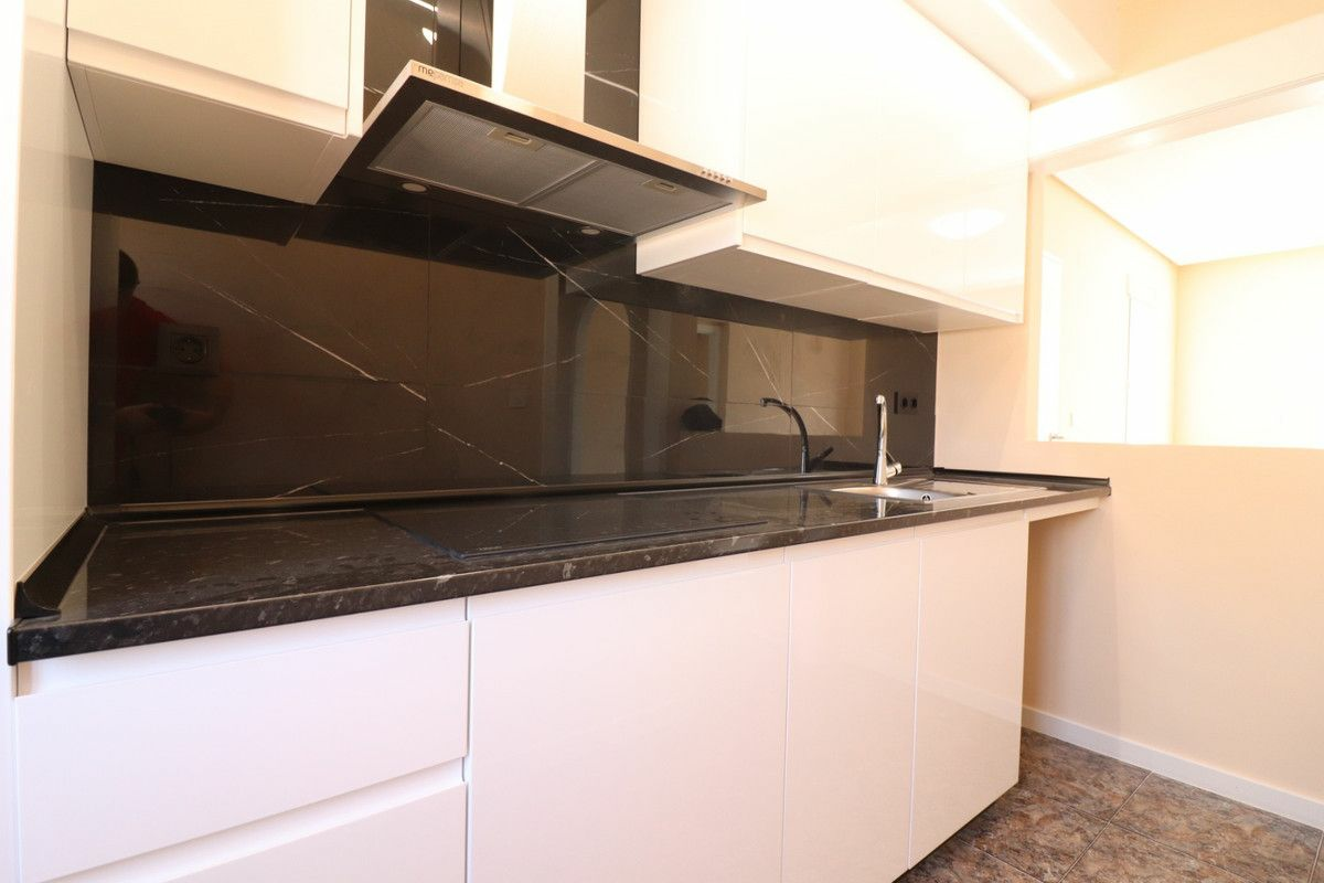 2-bedroom Apartment In Orihuela Costa, Spain (52 M²)