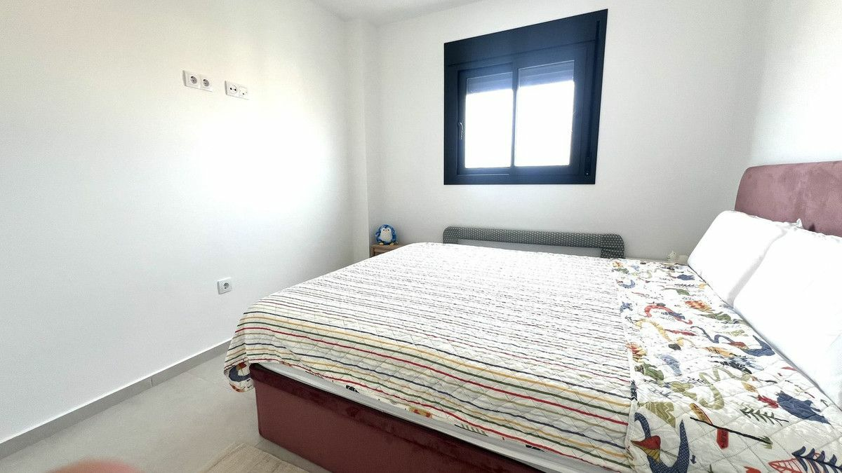 3-bedroom Apartment In Orihuela Costa, Spain (84 M²)