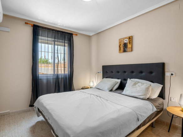 3-bedroom Villa In Gran Alacant, Spain (195 M²)
