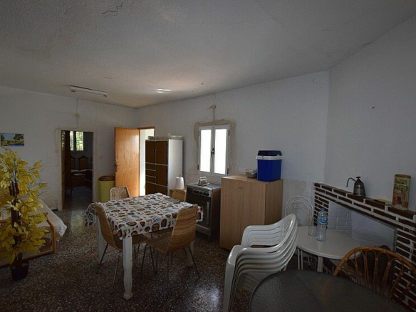 3-bedroom Villa In Albatera, Spain (100 M²)
