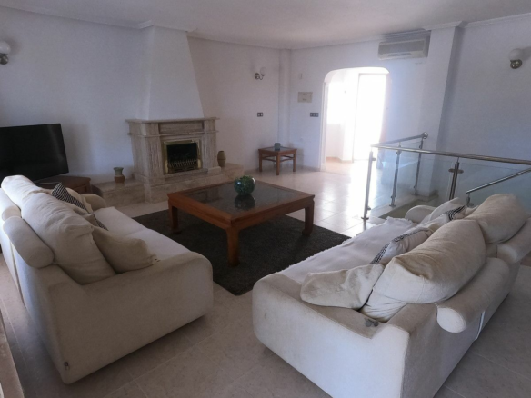5-bedroom Villa In Algorfa, Spain (300 M²)