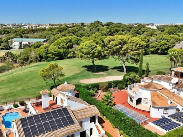 5-bedroom Villa In Orihuela Costa, Spain (200 M²)
