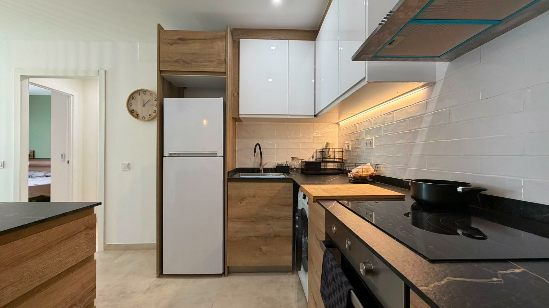 2-bedroom Bungalow In Torrevieja, Spain (61 M²)
