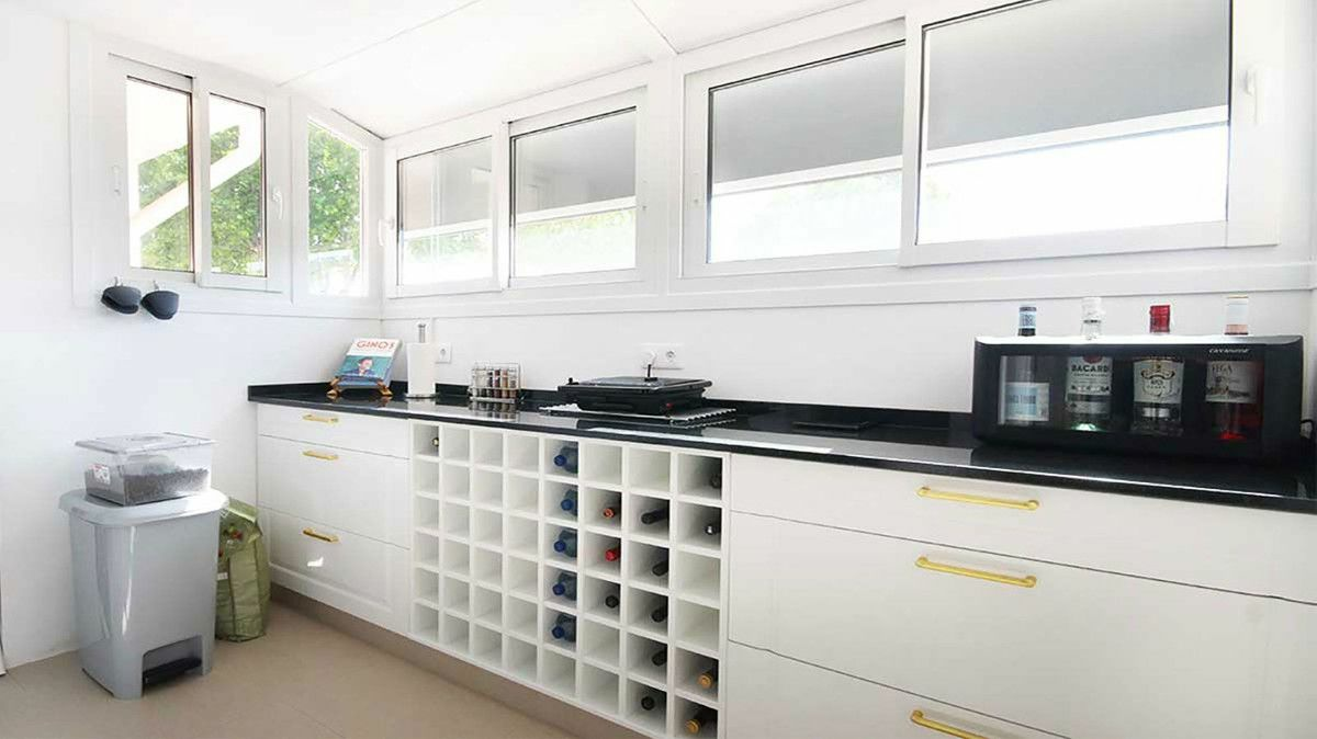 4-bedroom Villa In Santiago De La Ribera, Spain (473 M²)