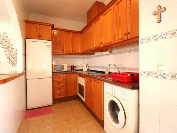 3-bedroom Villa In Los Montesinos, Spain (84 M²)
