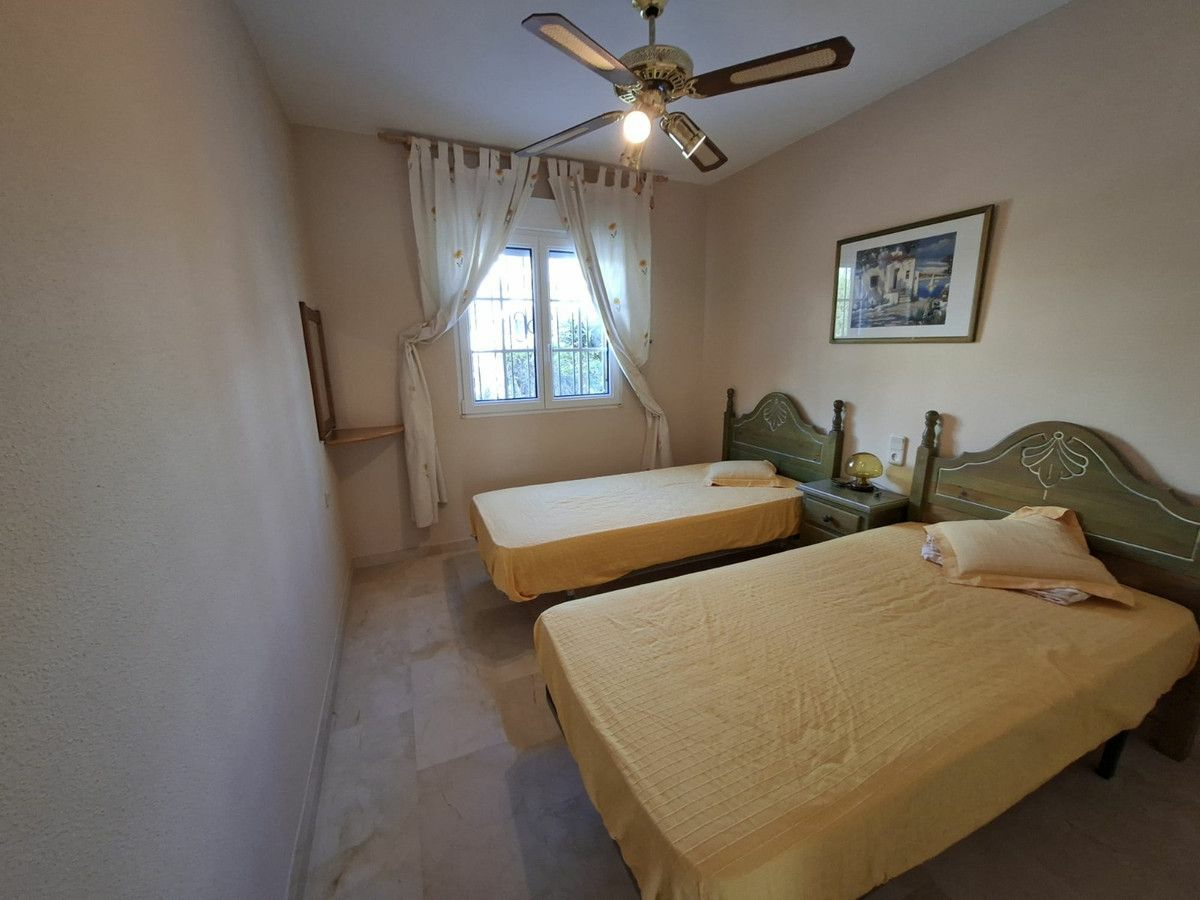 2-bedroom Villa In Orihuela Costa, Spain (63 M²)