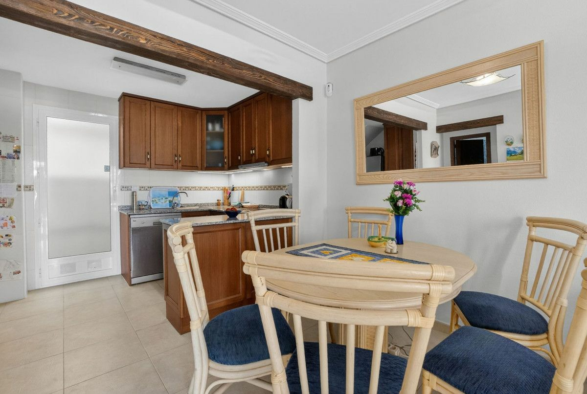 4-bedroom House In Torrevieja, Spain (110 M²)