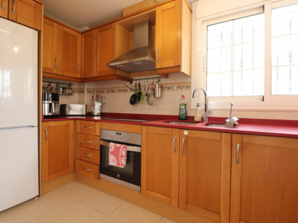 3-bedroom Villa In Los Montesinos, Spain (100 M²)