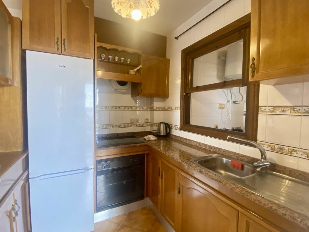 2-bedroom Apartment In Cabo Roig, Spain (71 M²)