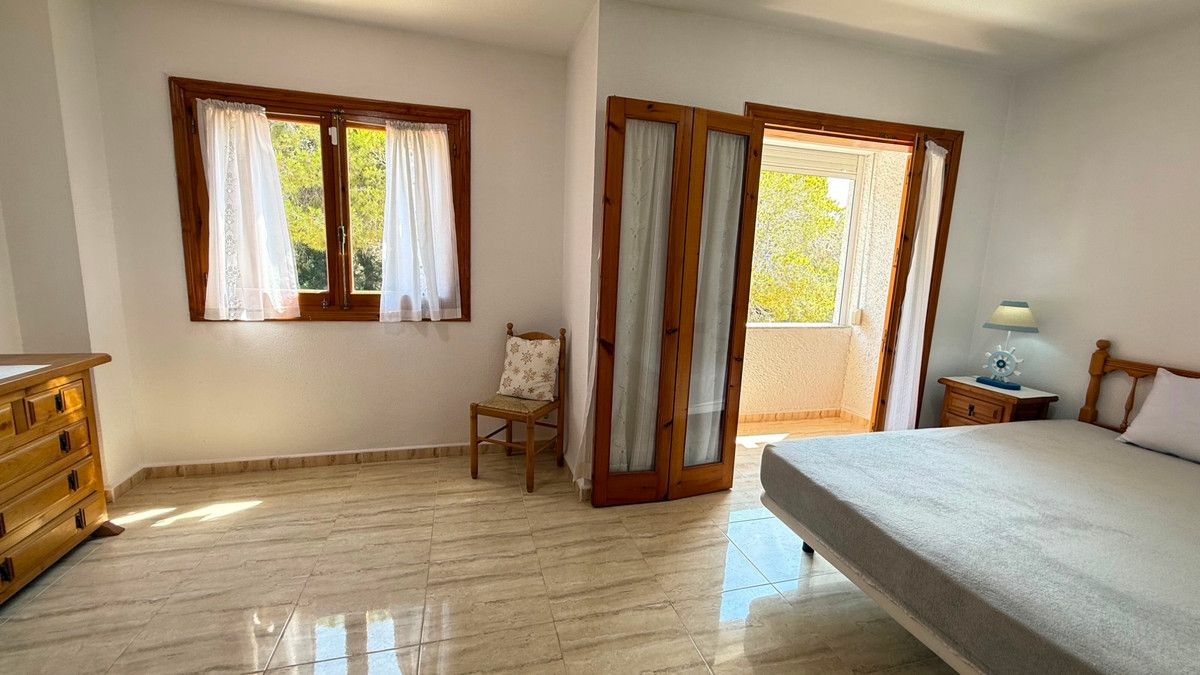 2-bedroom Apartment In Orihuela Costa, Spain (68 M²)