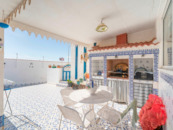 4-bedroom Villa In Rojales, Spain (198 M²)