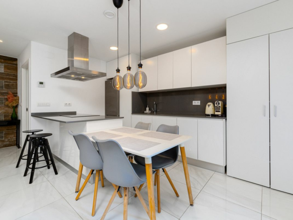 3-bedroom House In Orihuela Costa, Spain (134 M²)