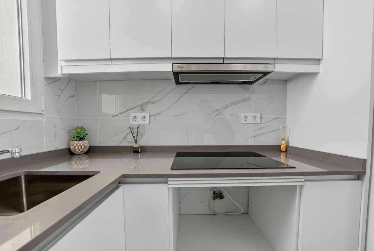 2-bedroom Apartment In Torrevieja, Spain (74 M²)