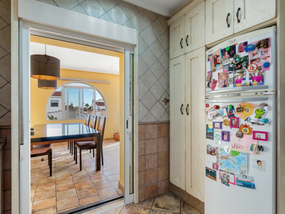 4-bedroom Villa In Rojales, Spain (158 M²)