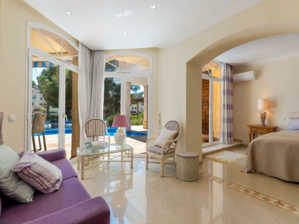 6-bedroom Villa In Calvià, Spain (614 M²)