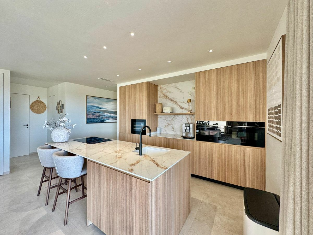 3-bedroom Apartment In Orihuela, Spain (220 M²)