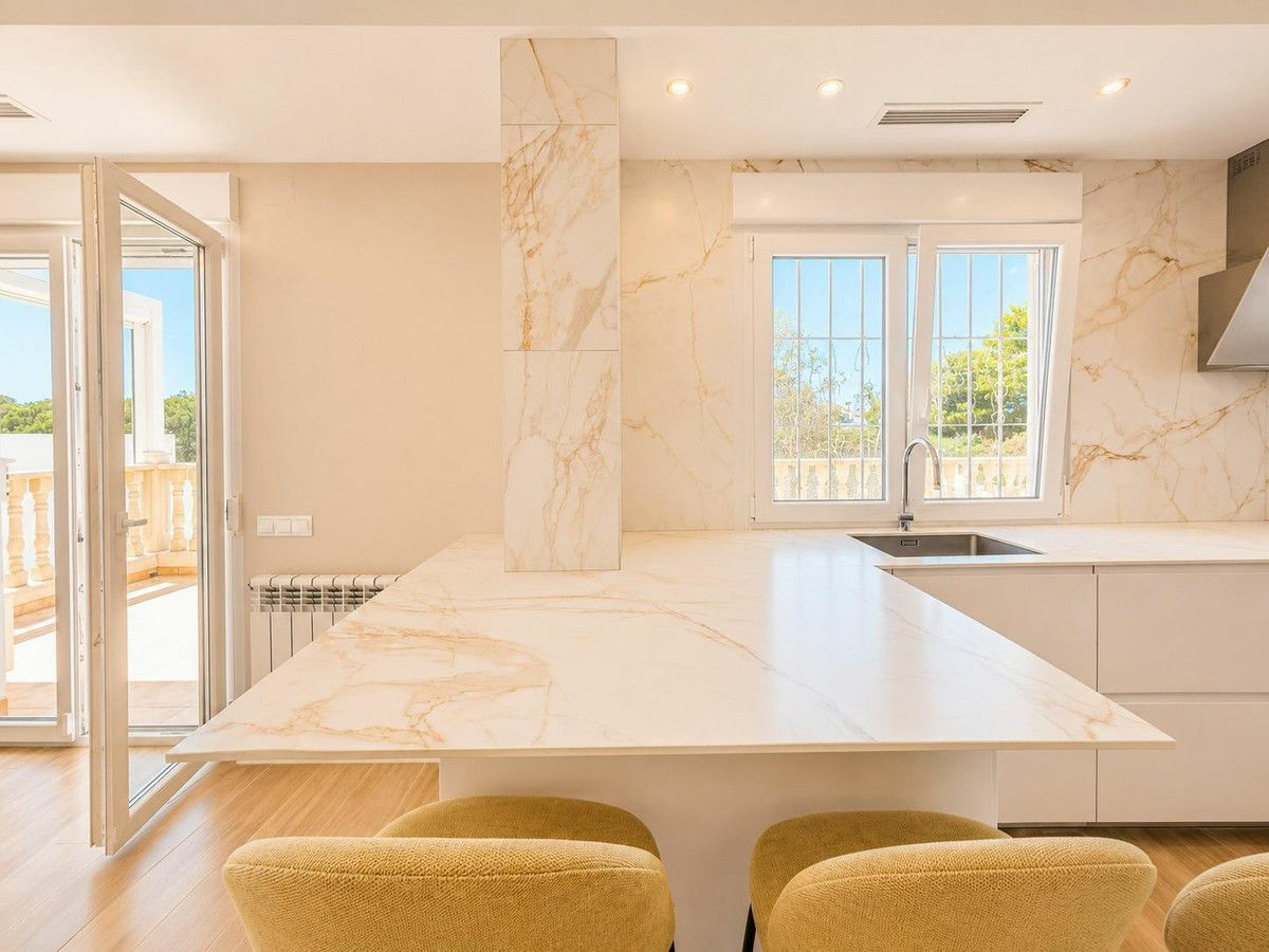 4-bedroom Villa In Orihuela Costa, Spain (431 M²)