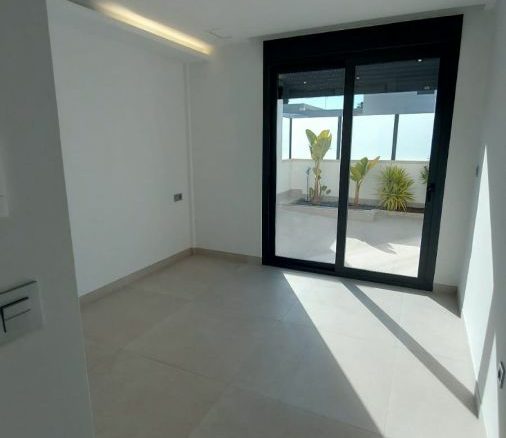 3-bedroom House In Orihuela Costa, Spain (190 M²)