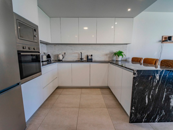 3-bedroom Villa In Benijofar, Spain (162 M²)