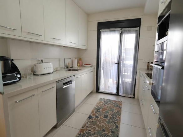 3-bedroom Apartment In Orihuela Costa, Spain (123 M²)
