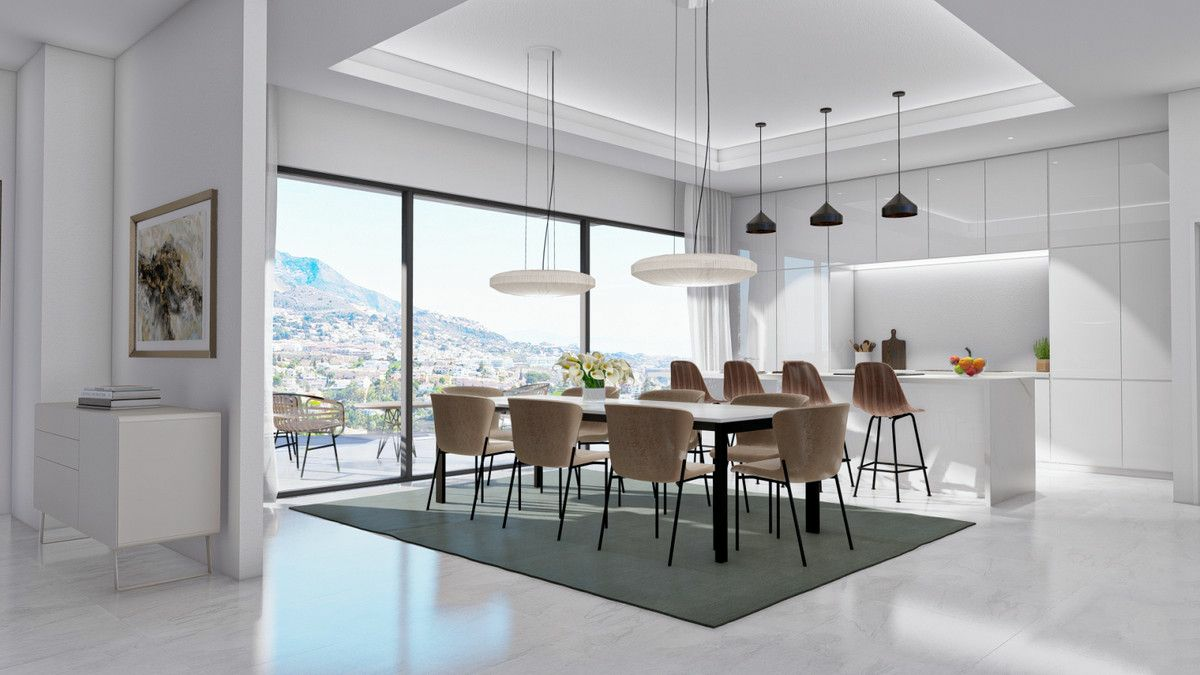 3-bedroom Villa In Fuengirola, Spain (512 M²)