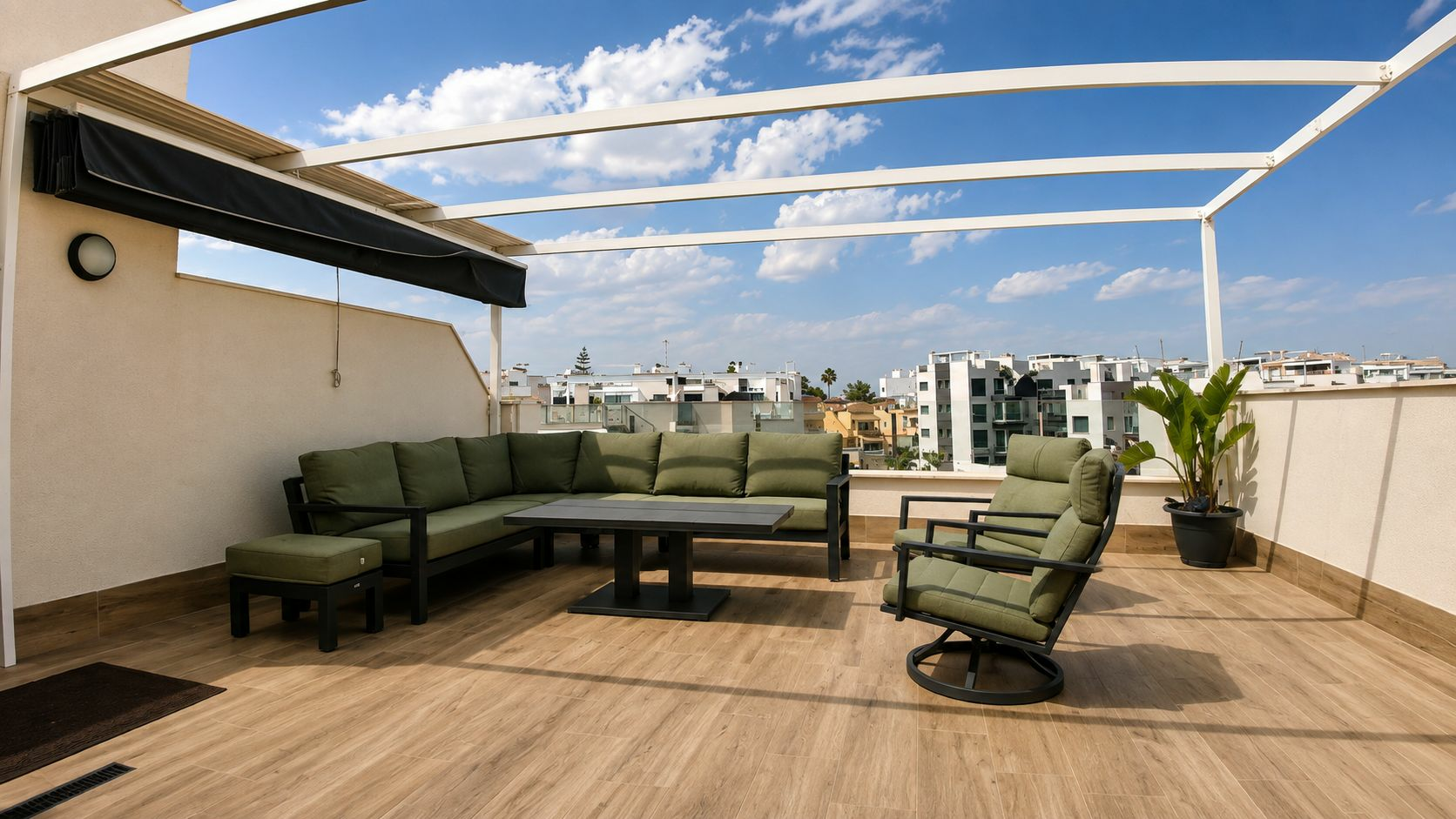 3-bedroom Penthouse In Orihuela Costa, Spain (96 M²)