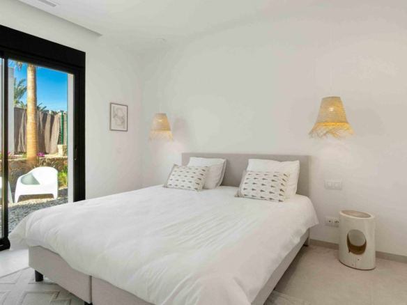 3-bedroom Villa In Orihuela, Spain (177 M²)