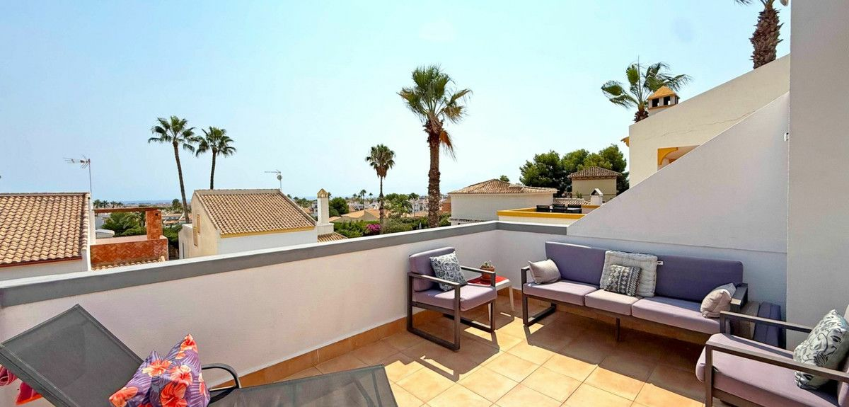 3-bedroom Villa In Orihuela Costa, Spain (96 M²)