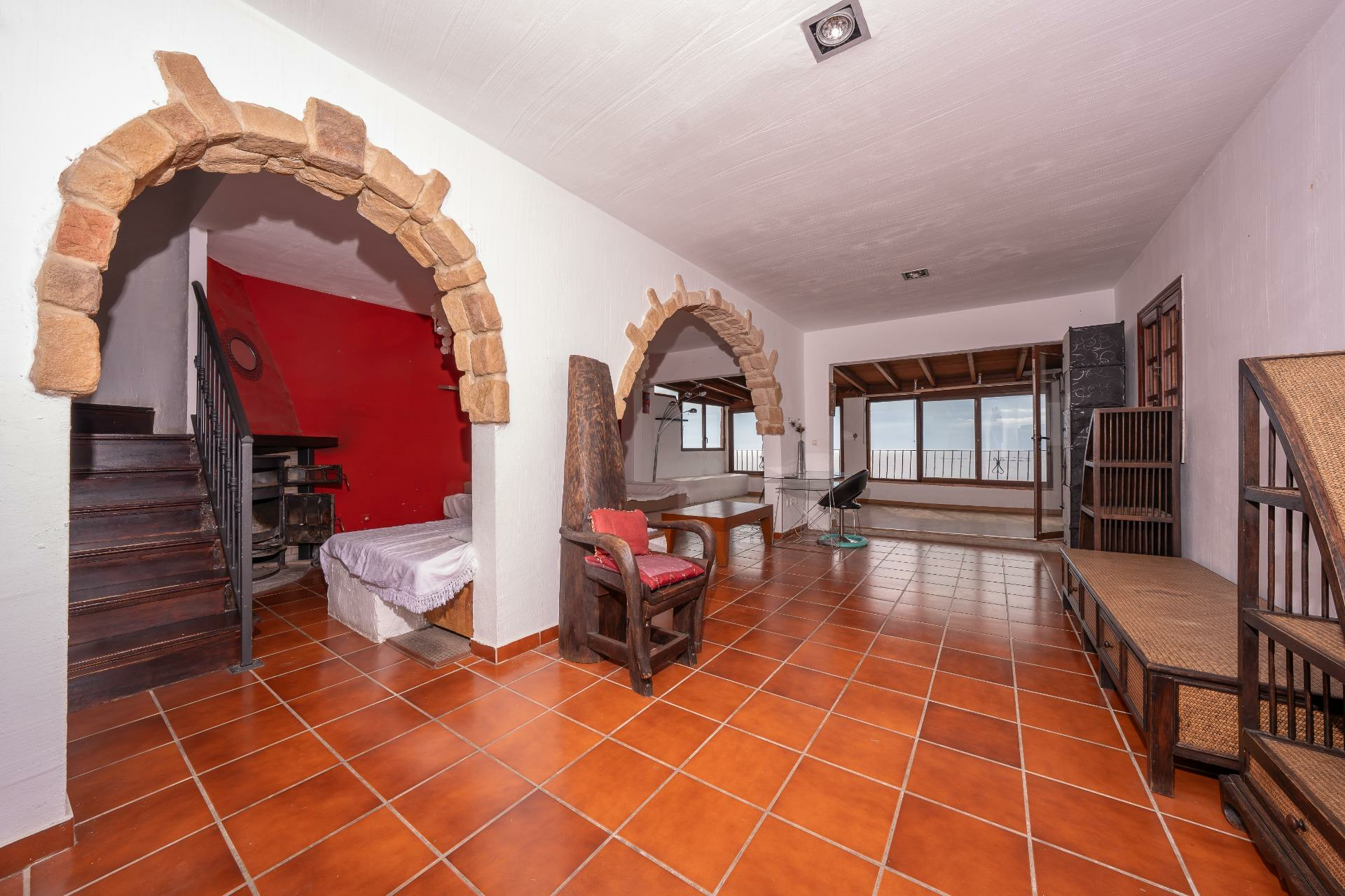 3-bedroom Bungalow In El Campello, Spain (235 M²)