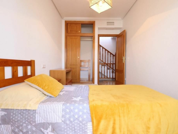 2-bedroom Apartment In Orihuela Costa, Spain (79 M²)