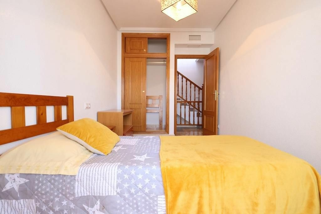 2-bedroom Apartment In Orihuela Costa, Spain (79 M²)
