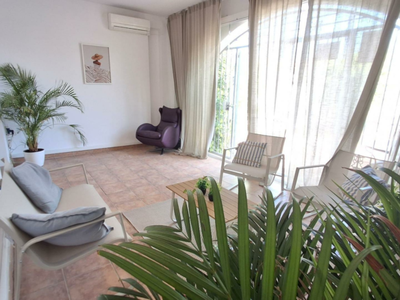 3-bedroom House In Orihuela Costa, Spain (63 M²)