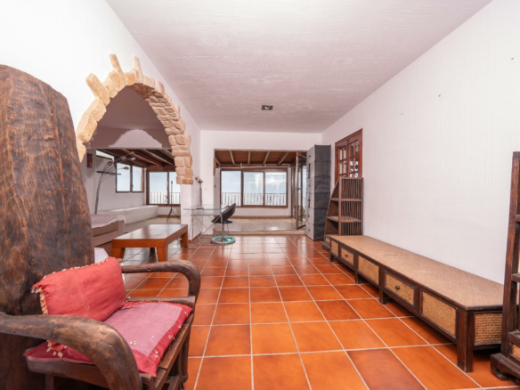 3-bedroom Bungalow In El Campello, Spain (235 M²)