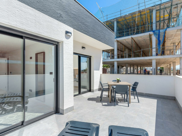 3-bedroom Apartment In Guardamar Del Segura, Spain (103 M²)