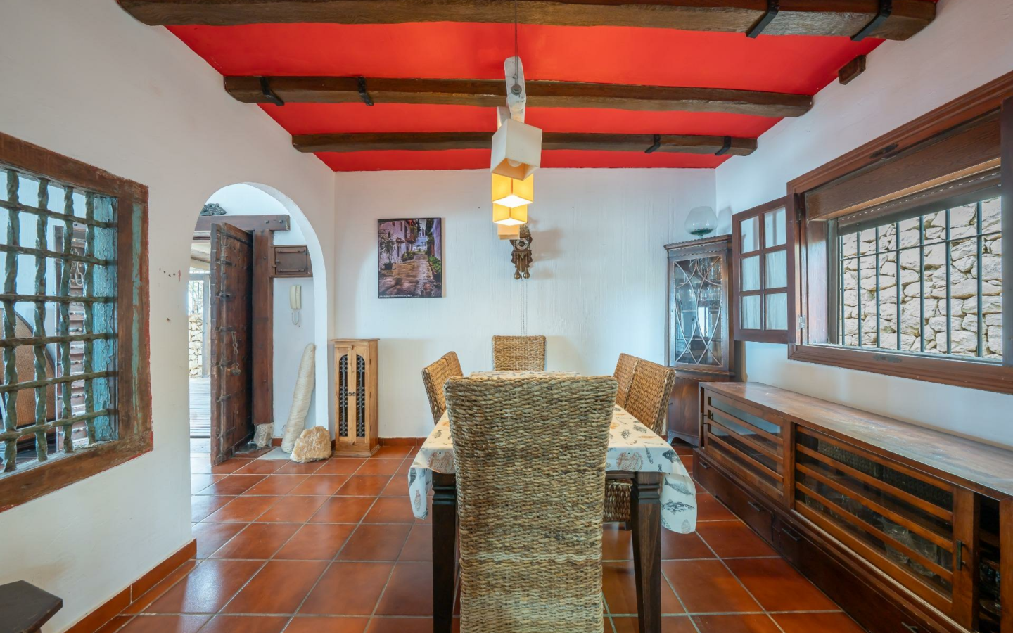 3-bedroom Bungalow In El Campello, Spain (235 M²)