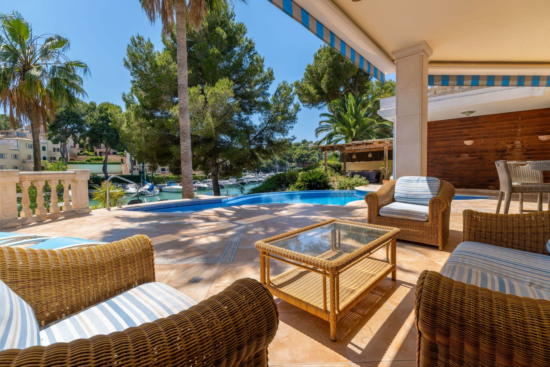 6-bedroom Villa In Calvià, Spain (614 M²)