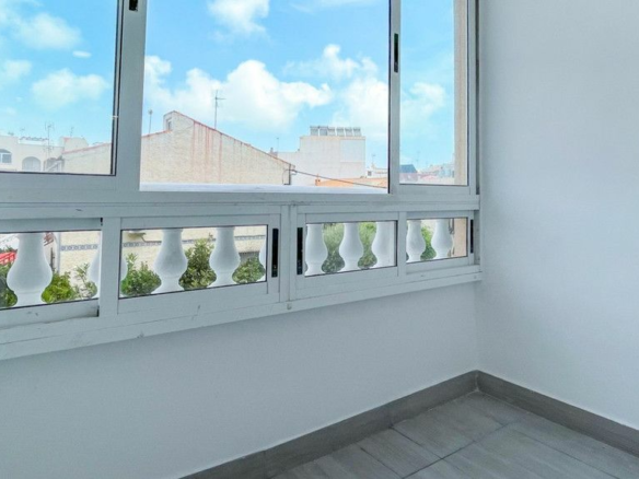 2-bedroom Apartment In Torrevieja, Spain (68 M²)