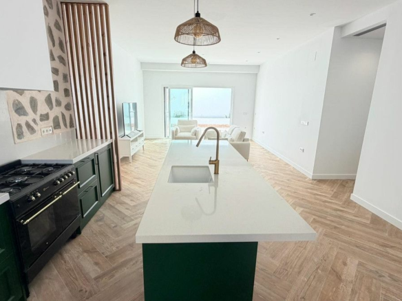 3-bedroom House In Catral, Spain (122 M²)