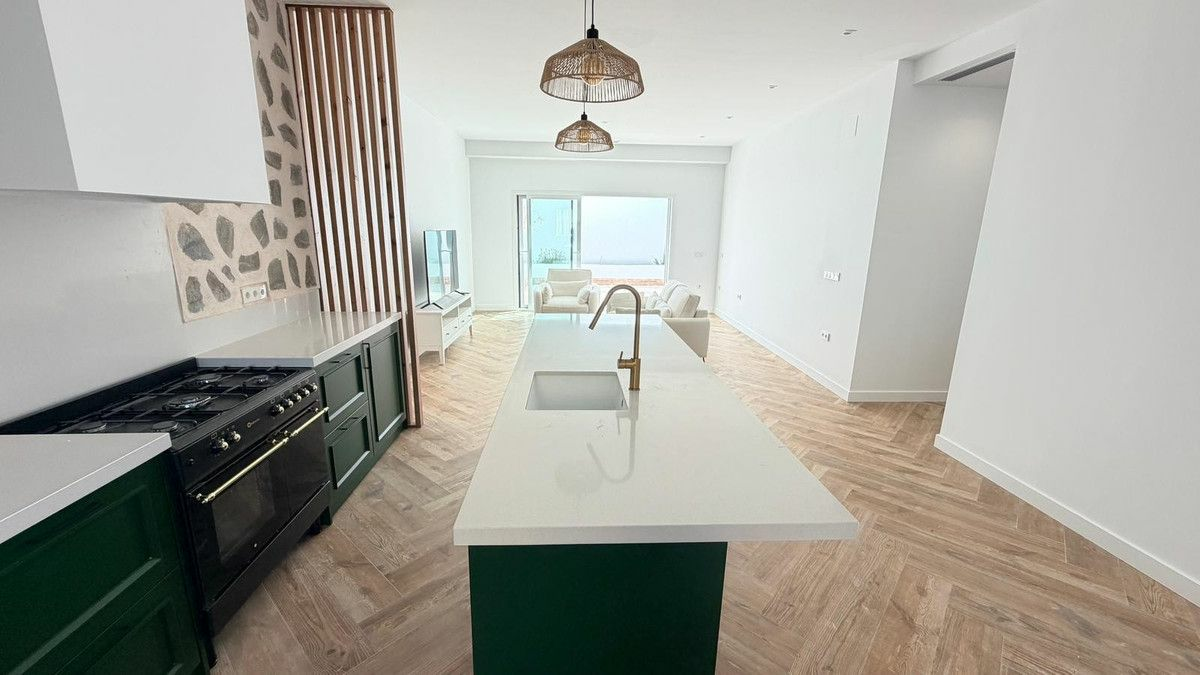 3-bedroom House In Catral, Spain (122 M²)