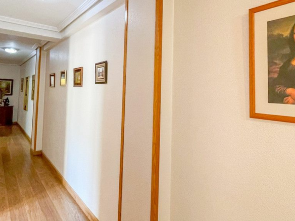3-bedroom Apartment In Torrevieja, Spain (129 M²)