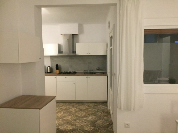 4-bedroom Apartment In Alicante, Spain (103 M²)