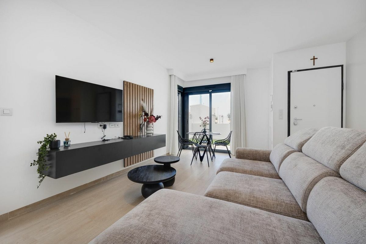 3-bedroom Apartment In San Miguel De Salinas, Spain (84 M²)