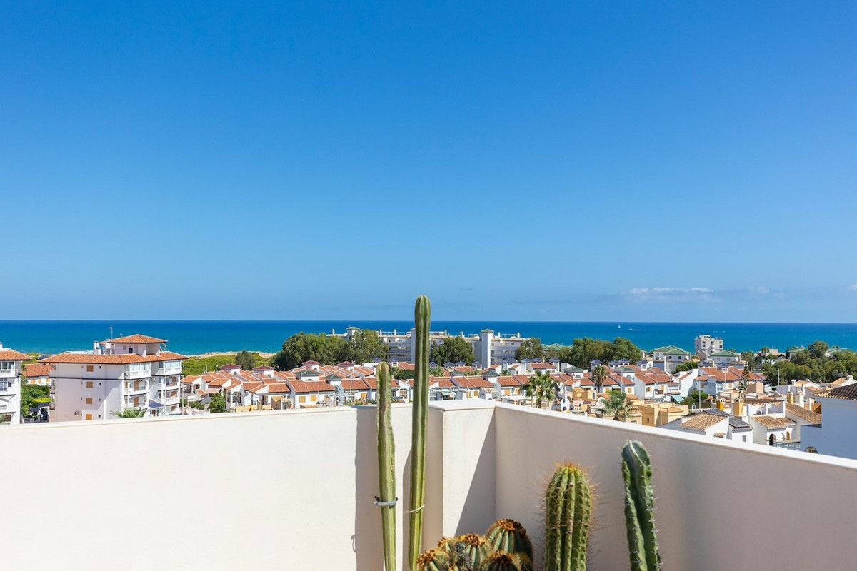 1-bedroom Apartment In Torrevieja, Spain (51 M²)