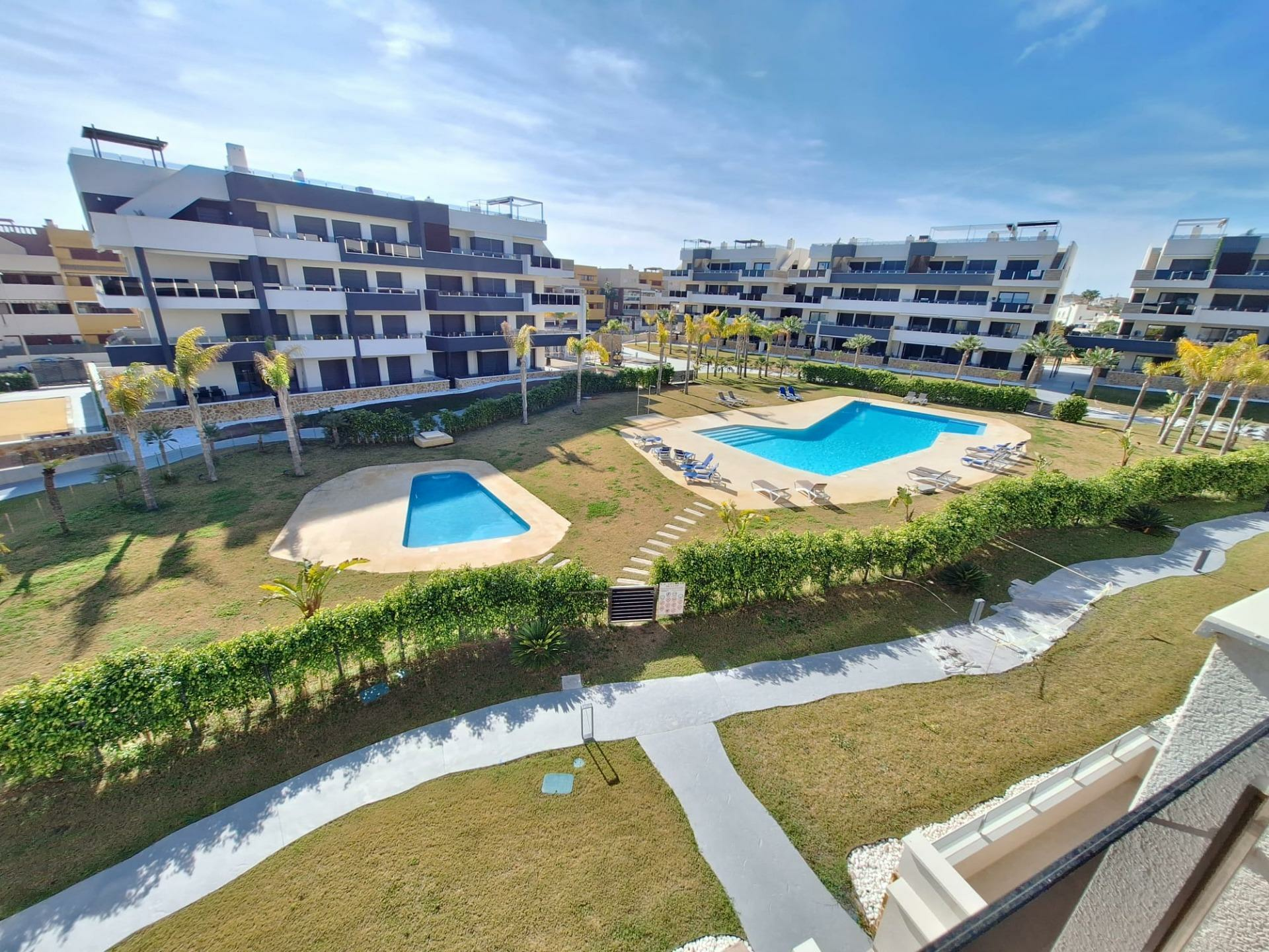 2-2-335cec 2-bedroom Apartment In Orihuela Costa, Spain (76 M²)