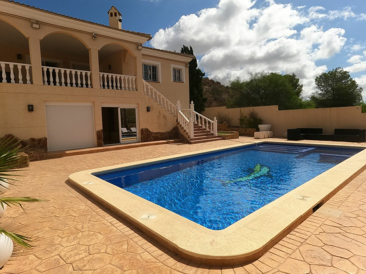 5-bedroom Villa In Algorfa, Spain (300 M²)