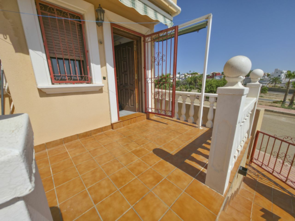 2-bedroom Villa In Orihuela Costa, Spain (77 M²)