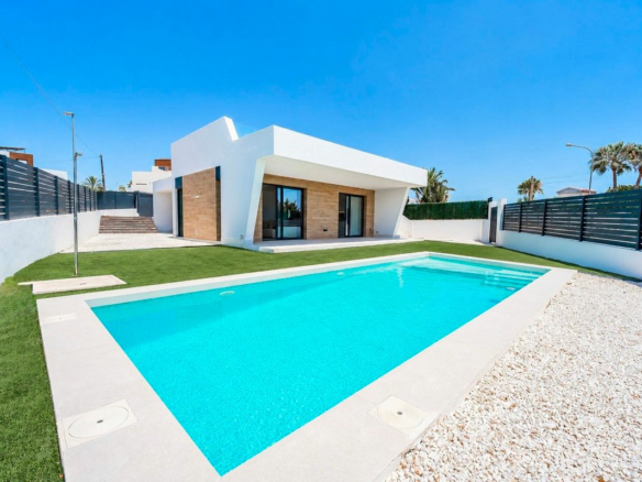 3-bedroom Villa In Rojales, Spain (156 M²)
