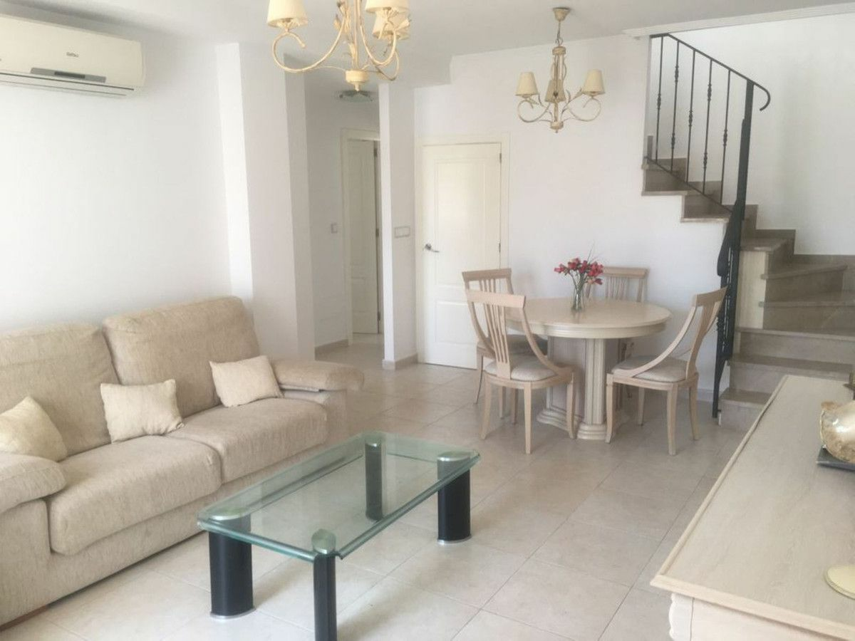 3-bedroom Apartment In Torre – Pacheco, Spain (98 M²)