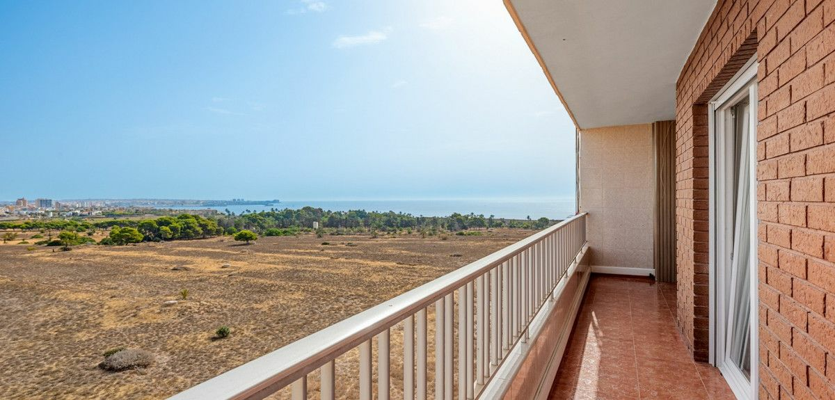 2-bedroom Apartment In Orihuela Costa, Spain (61 M²)