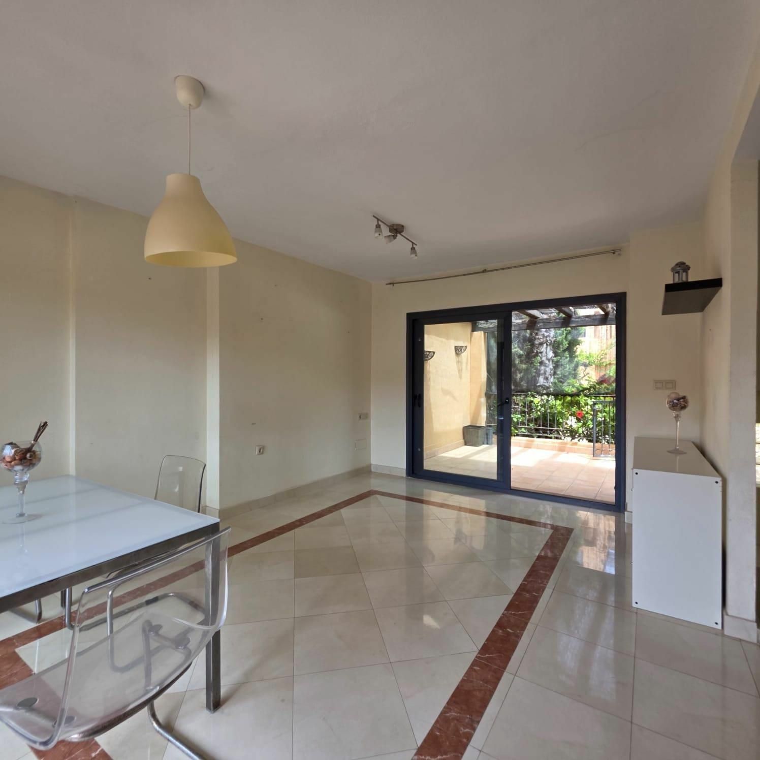 4-bedroom House In Orihuela Costa, Spain (125 M²)
